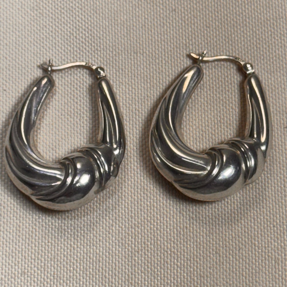 Vintage Sterling Silver 925 Ribbed Shrimp Teardrop Hoop Earrings Classic Chunky